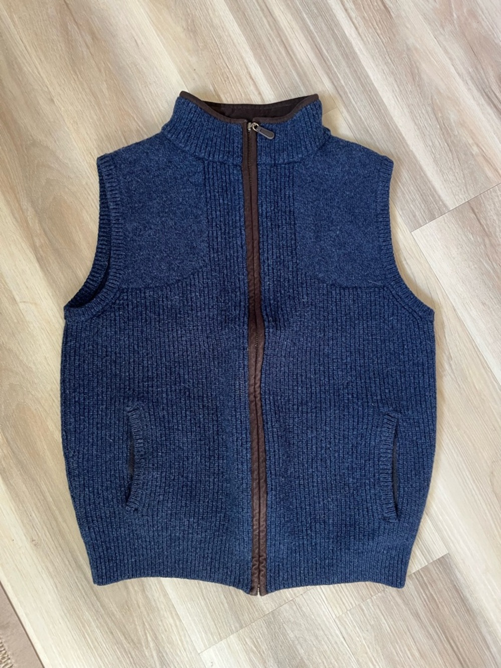 L.L. Bean 100% Merino Lambs Wool Sweater Vest Navy with Brown Collar Trim